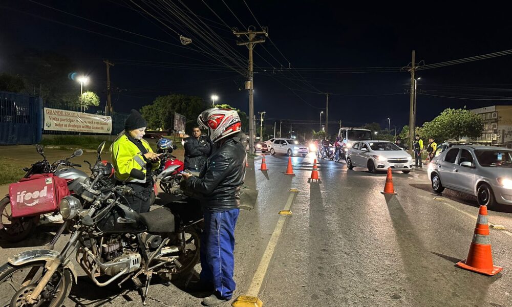 Detran-DF autua 79 motoristas por embriaguez em operações