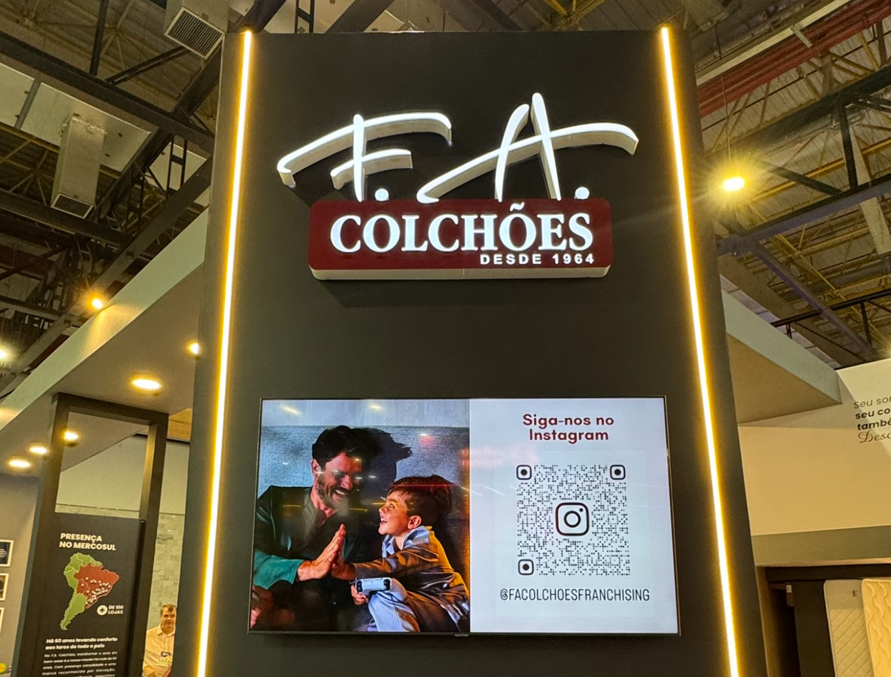 FA Colchões impressiona na ABF 2025 ao unir legado familiar, tecnologia de ponta e mais de 100 lojas em expansão nacional