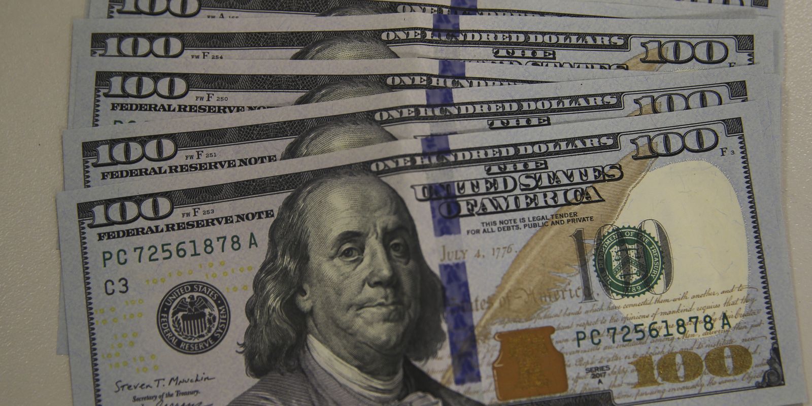 Dólar em Alta: O que Está Influenciando o Mercado em Julho?
