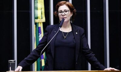 Caso de Carla Zambelli é Debate no Parlamento Italiano