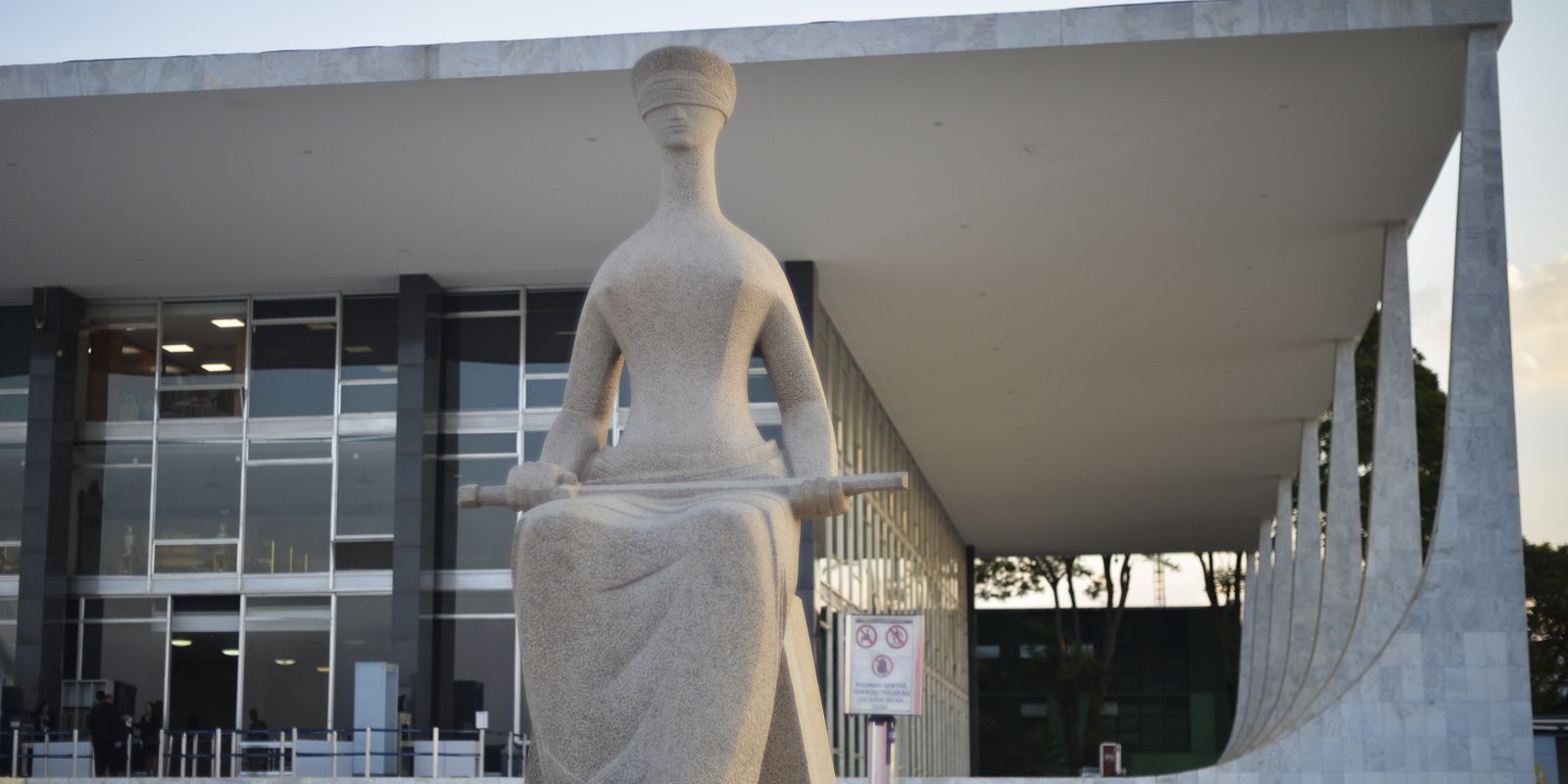 O Supremo Tribunal Federal Inicia Interrogatórios dos Réus Envolvidos na Trama Golpista