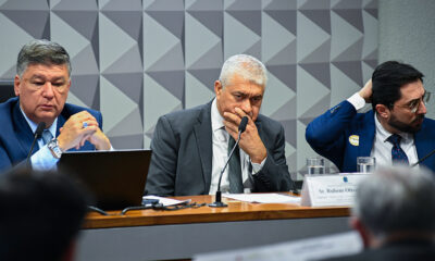 Economista Rubens Oliveira Costa Liberado Após Depoimento na CPMI do INSS