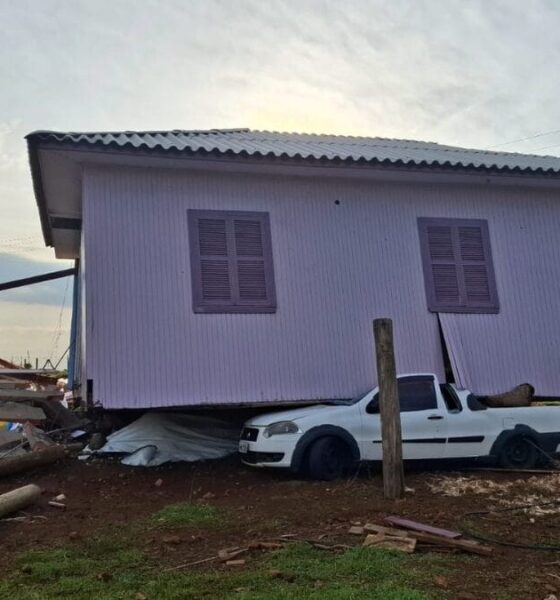 Tornado Causa Danos em Barra Bonita, SC: Entenda o Que Aconteceu
