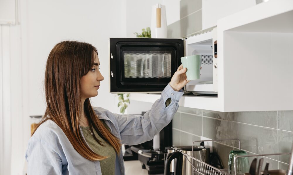 Como Desativar os Alertas Sonoros do Micro-ondas: Um Guia Prático para Consumidores